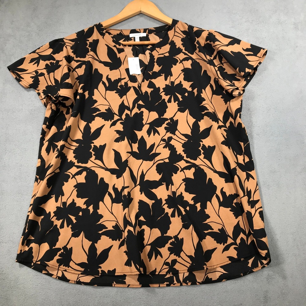 Maurices Blouse Womens XL Tan Black NWT Flutter Sleeve Floral Leaf Print V-Neck